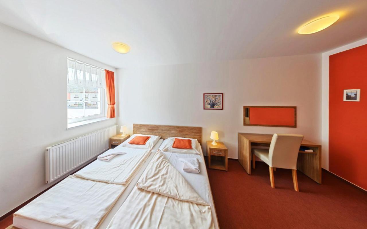 Wellness Hotel Hukvaldy Polopenze A Wellness V Cene Příbor Exterior foto